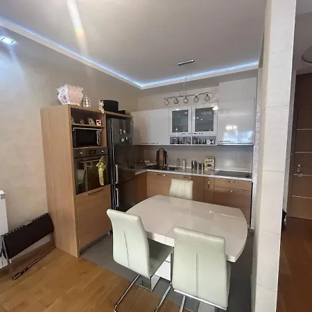 Apartment Garden Modern 1 Bedroom Complex *