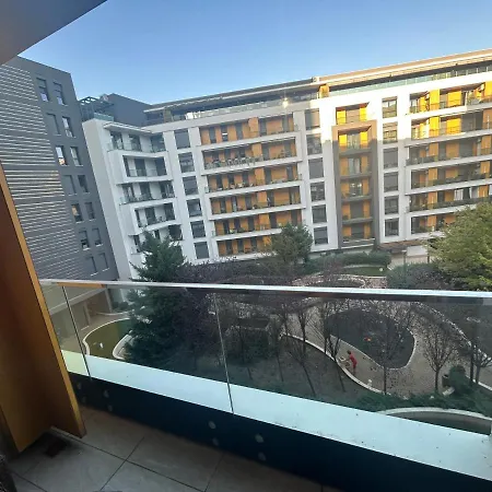 Apartment Garden Modern 1 Bedroom Complex Belgrade