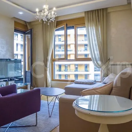 아파트 Garden Modern 1 Bedroom Complex *